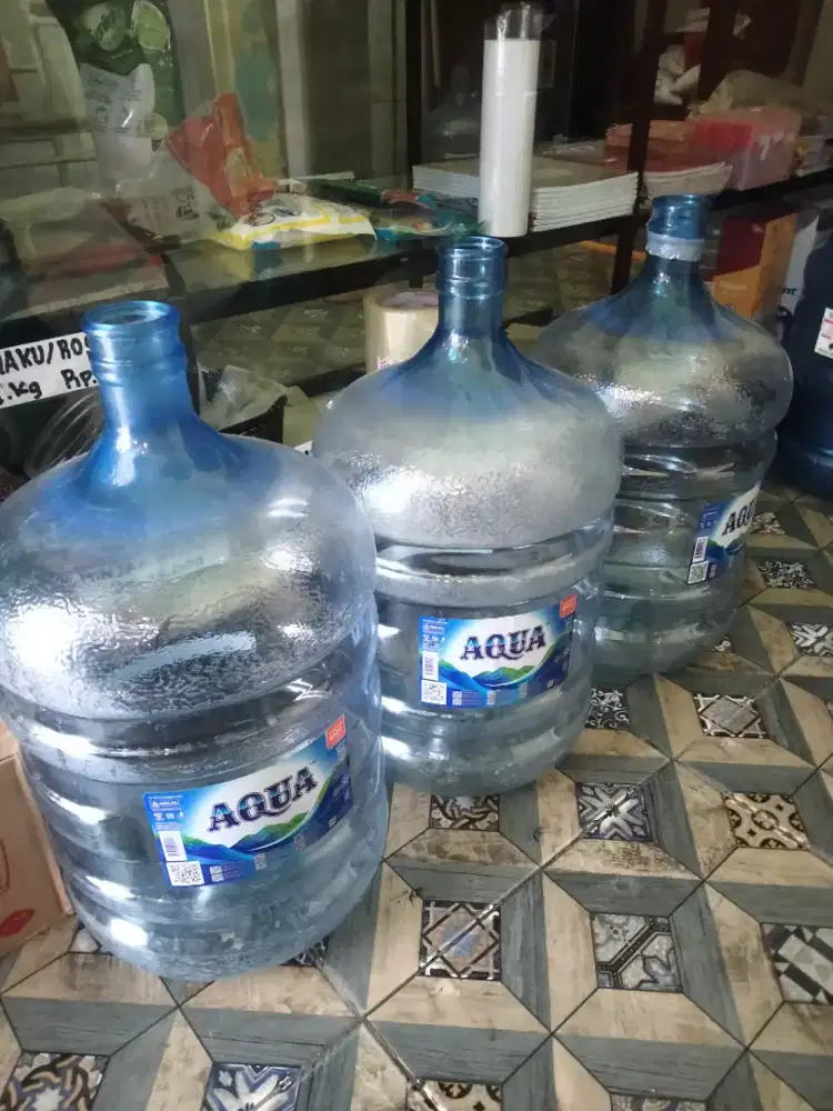 Jual galon Aqua kosong 35k