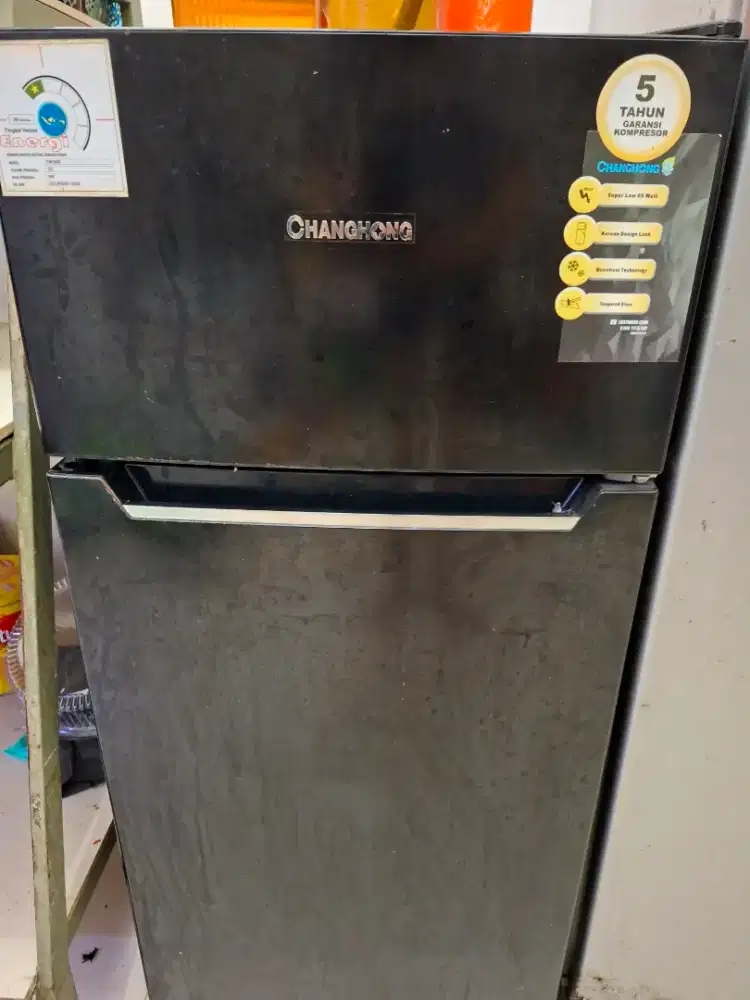 KULKAS 2 PINTU CHANGHONG, KONDISI MASIH BAGUS 100%