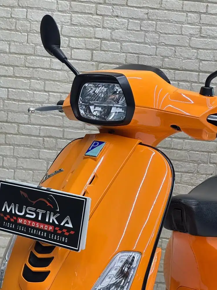 Istimewa! Vespa s 125 - Orange | 2022 | Wulan mustika
