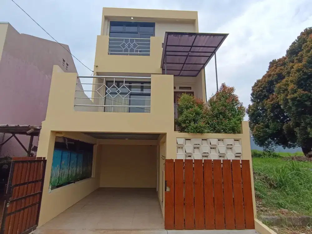 Rumah Nyaman 3 Lantai CLUSTER LEMBAH TIMUR ASRI Dekat Jagakarsa Dan Cinere Depok