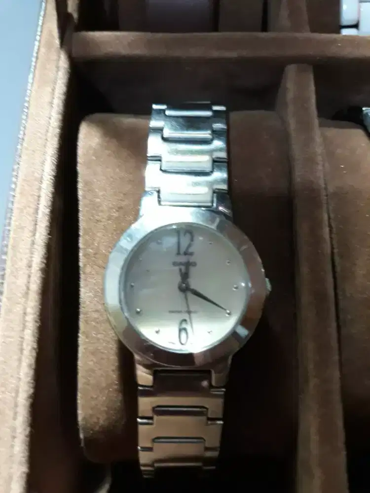 Jam tangan Casio model  LTP-1191.