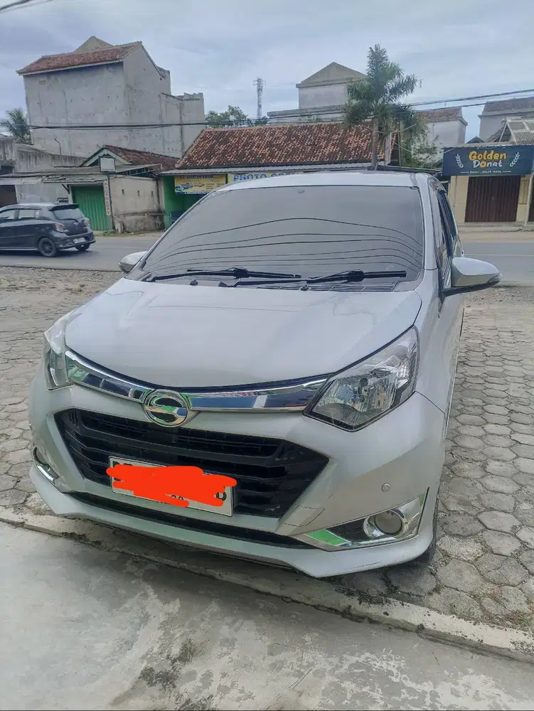 Sigra type R m/t Deluxe tahun 2017 akhir