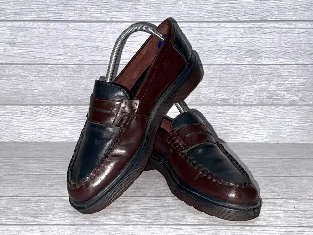 Dr. Martens Penton Loafer Red & Black