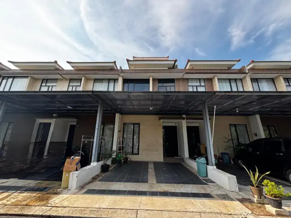 Dijual Rumah di JGC cluster La Seine 3lantai sudah renov