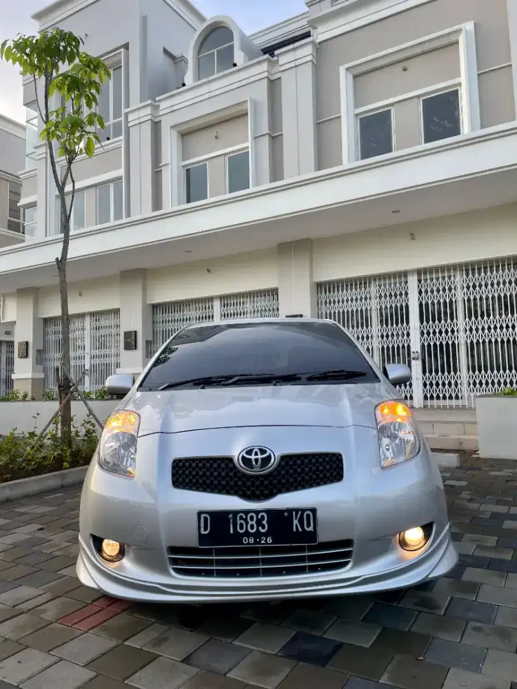 Toyota Yaris S 2006 A/T Cbu 
Mobil Bagus dan Terawat