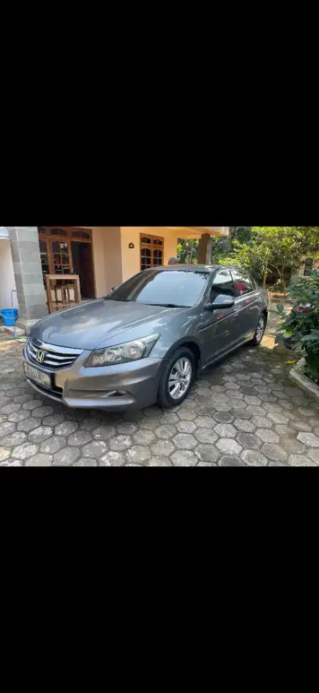 Honda Accord VTI-L 2,4 (2011)