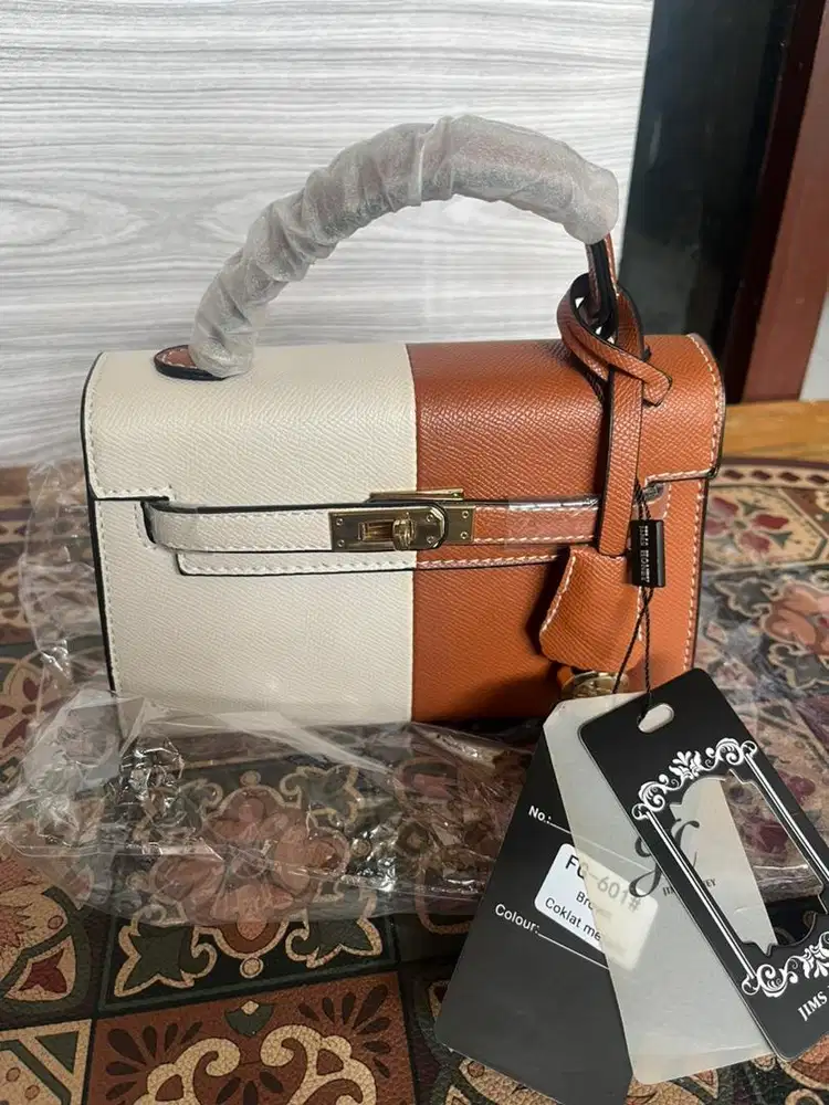 DI JUALS TAS Jims HONEY