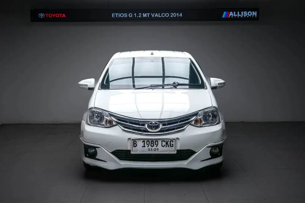 Toyota Etios Valco G 1.2 manual 2014 low km