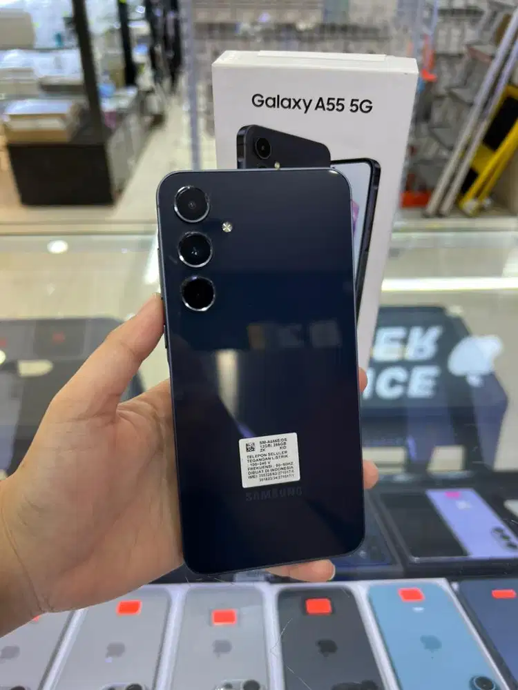 SECOND SAMSUNG A55 12/256GB EX SEIN MULUS PEMAKAIAN