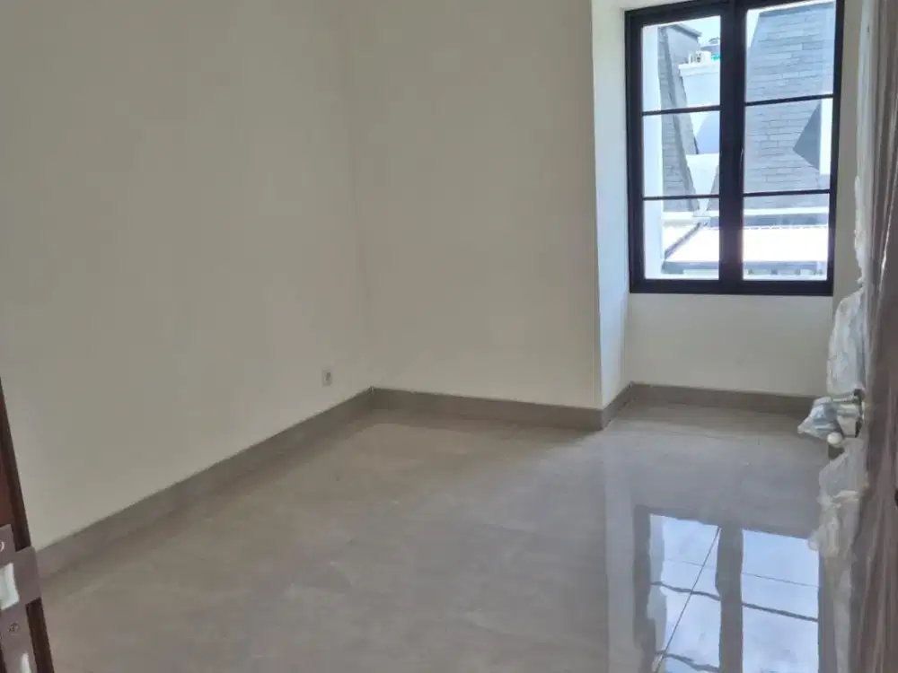 Rumah Disewakan di Citra Garden Bintaro Cluster Bischofia