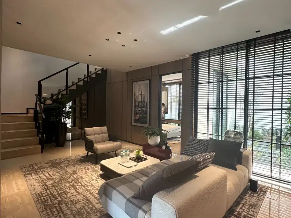 Rumah Mewah 3 Lantai Dimensi 8x15 SHM Lokasi Kawasan Premium BSD City