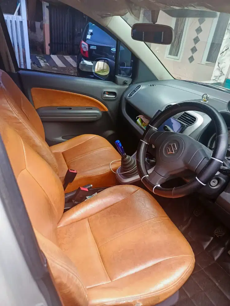 Suzuki Splash 2010 Bensin