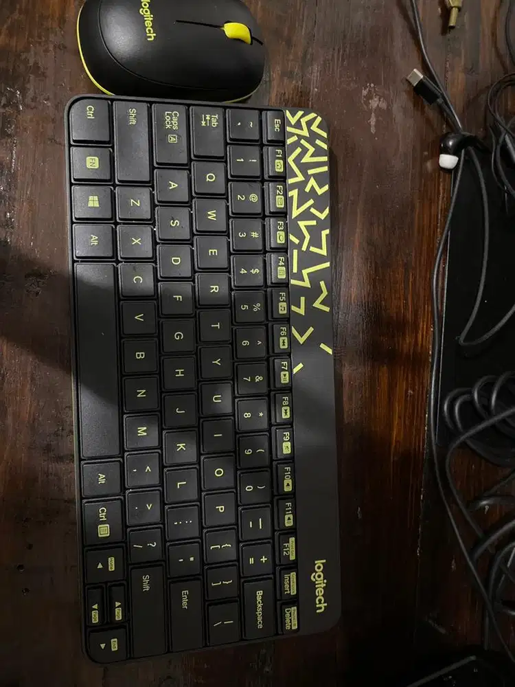 Logitech MK240 Nano Wireless Combo Keyboard Mouse