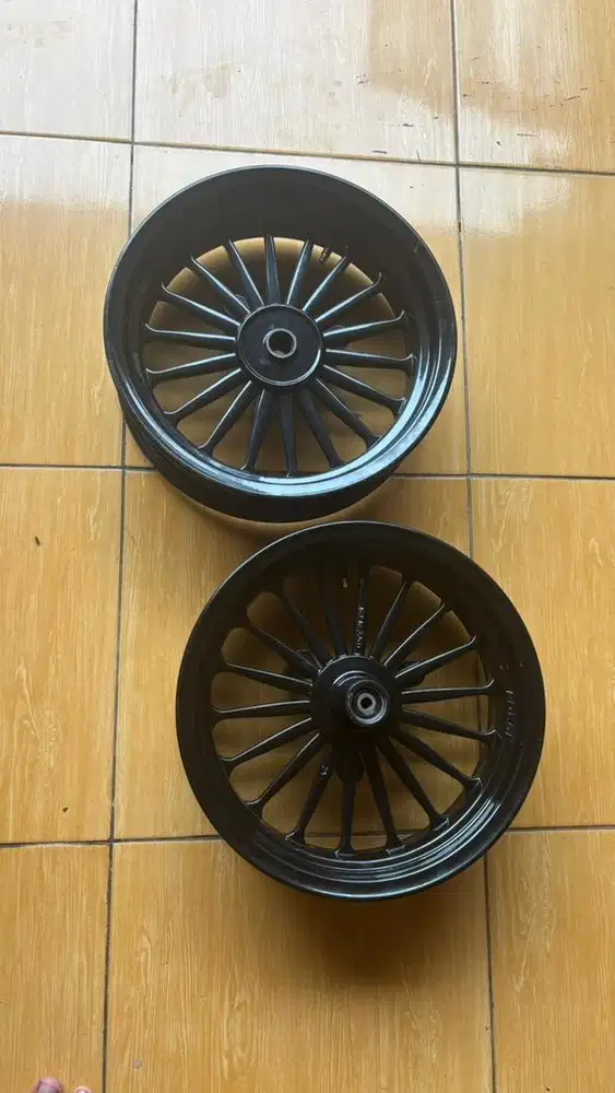 Velg Vrossi nmax old