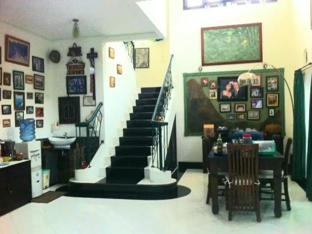 Dijual Rumah Hook Dalam Komplek Daerah Jagakarsa Jakarta Selatan