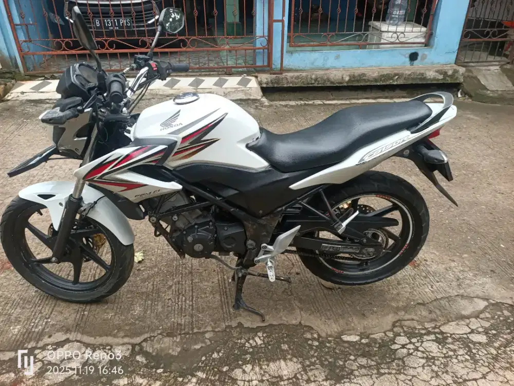 Honda CB 150R tahun 2013