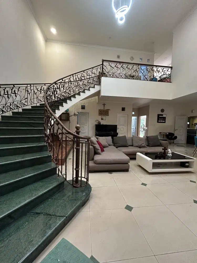 Dijual Rumah Siap Huni di Sektor 9 Bintaro UT-16274