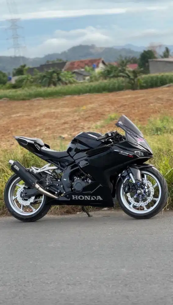 CBR250rr new std 2023