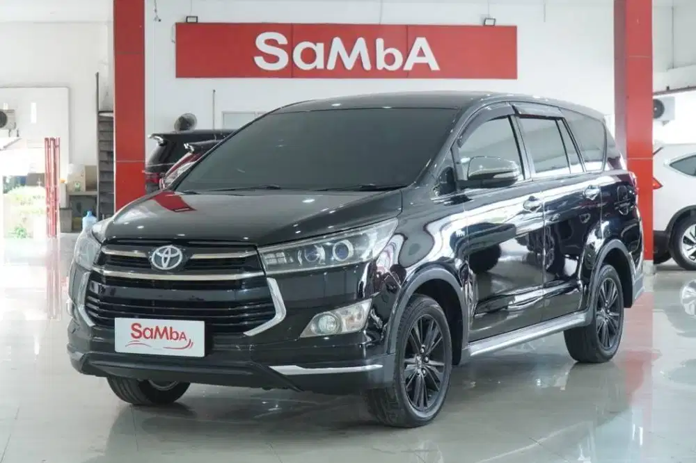TOYOTA INNOVA VENTURER 2.0 MATIC 2017..PAJAK 02-2026