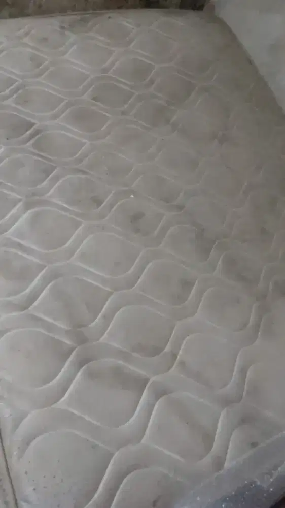 sepring bed 200x200