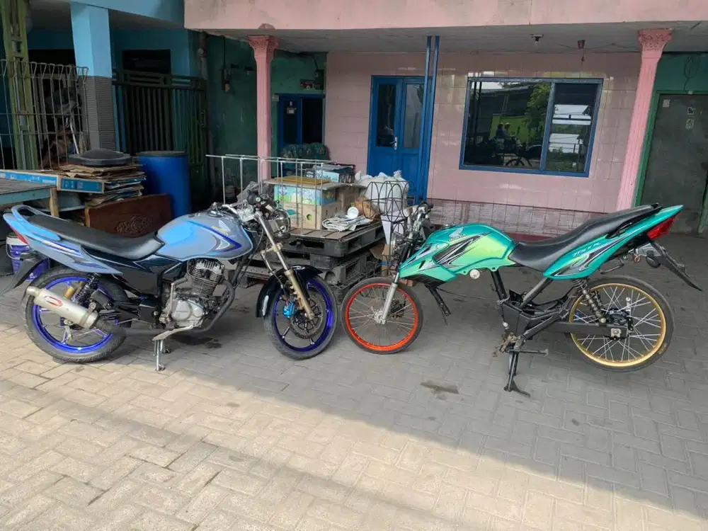 Jual karna kalah dngn kebu, Jual dapet 2 body Tirev W9 & Megapro macak