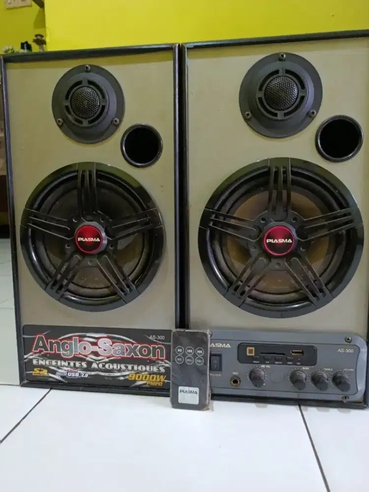 Speaker aktif Anglo saxon