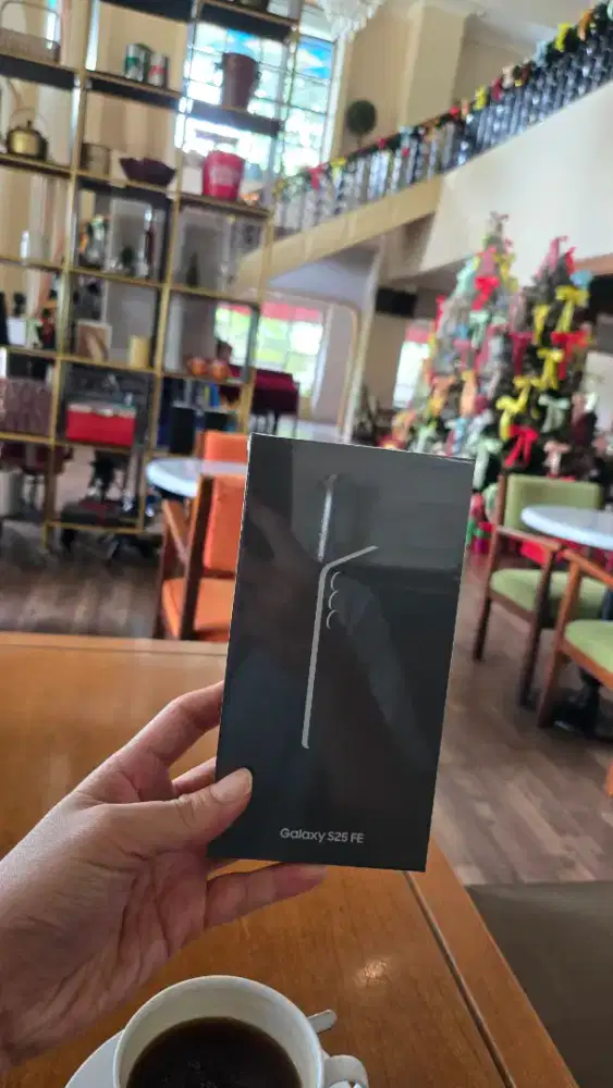 Samsung s25 FE 512gb white new