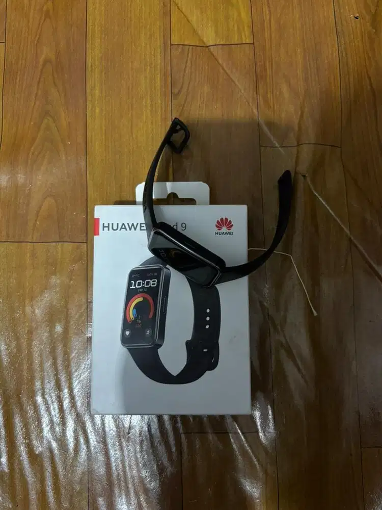Huawei band 9 like new