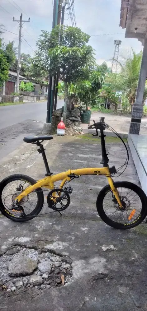 Sepeda lipat rocetpocket
