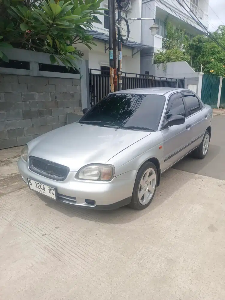 Suzuki Baleno 2002 Bensin
