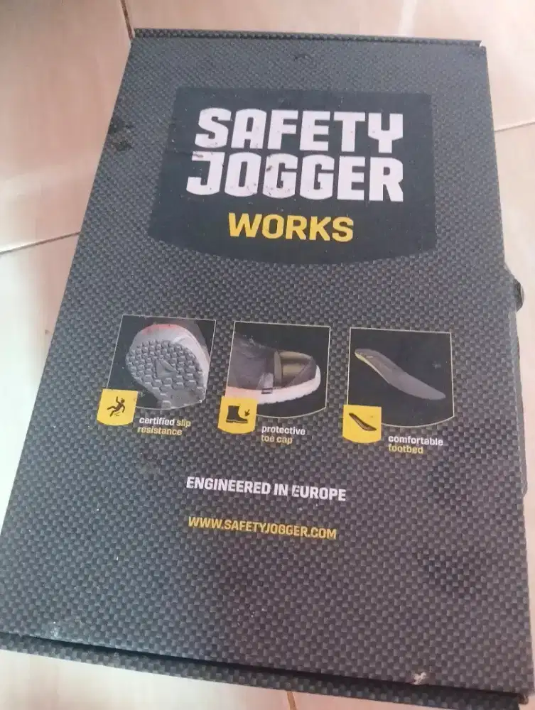 Jogger safety sepatu safety