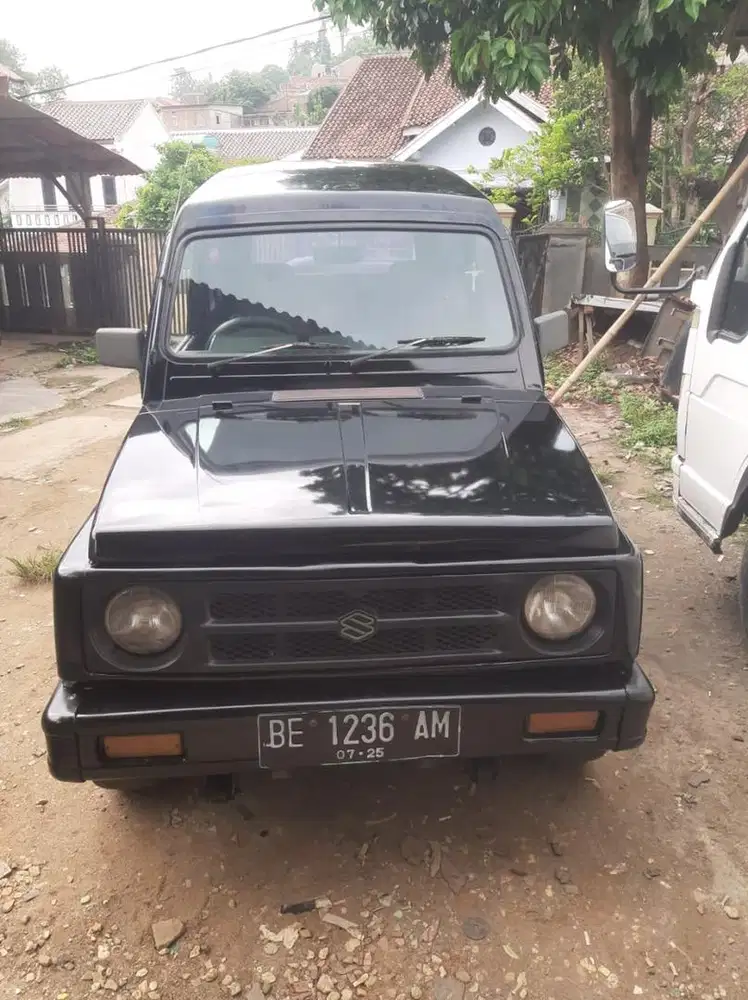 Mobil Katana 1997 Second