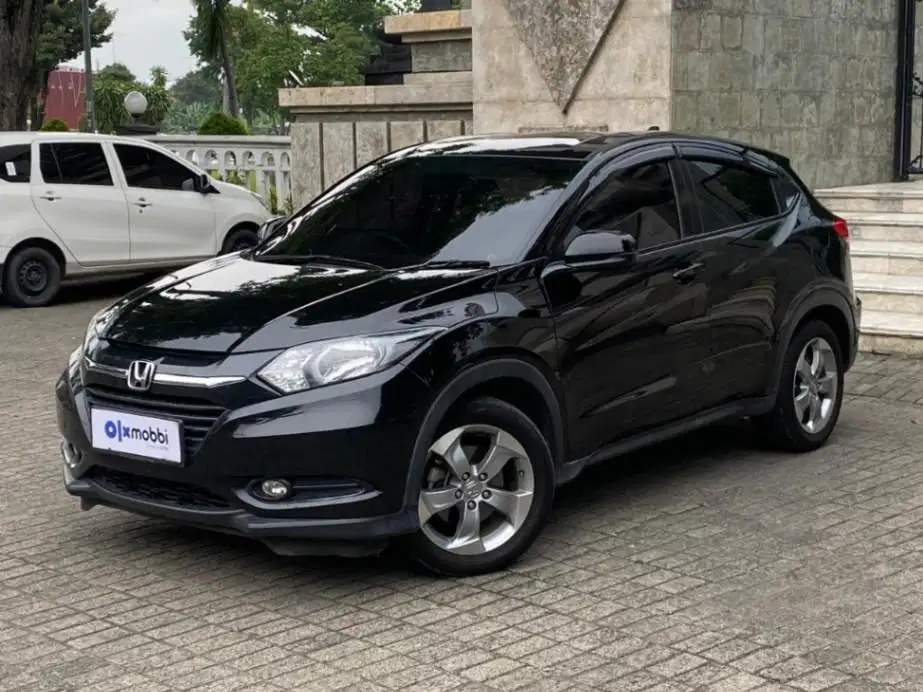 Low KM Honda HR-V 1.5 S Bensin-AT 2017 Hitam LAEQ