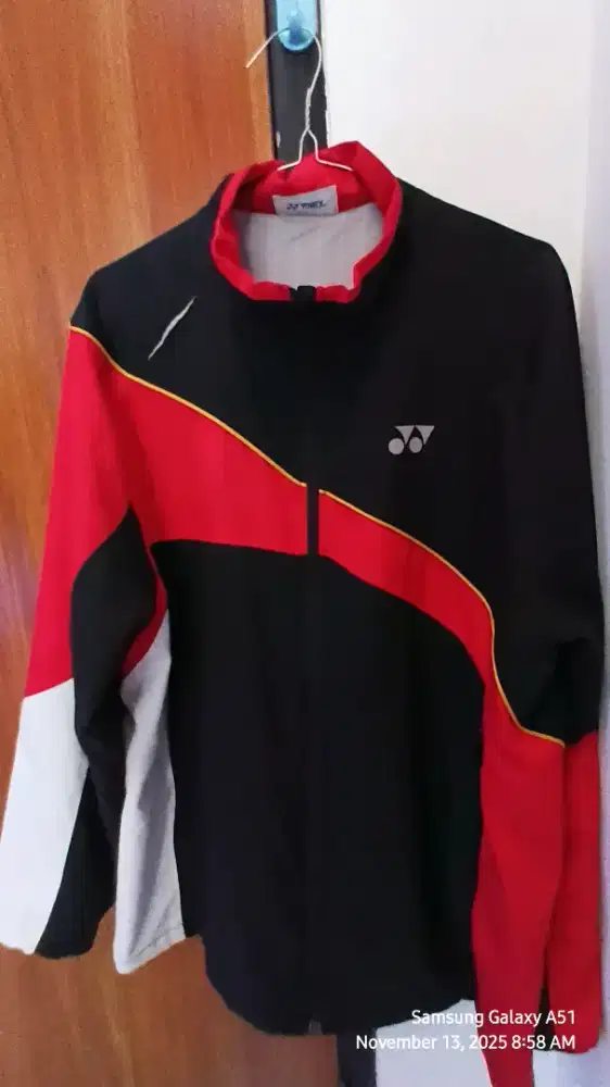 Jaket merk yonex original