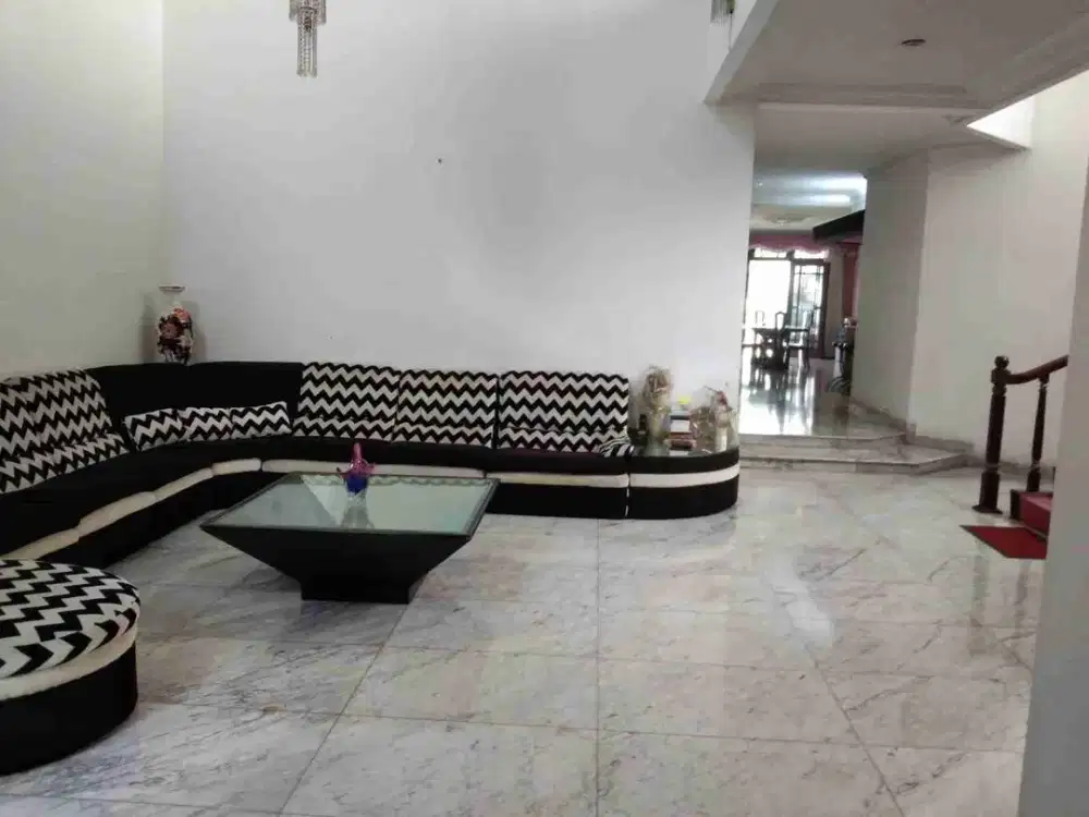 Dijual Rumah Siap Huni Lokasi Strategis Di Menteng Jakarta Pusat