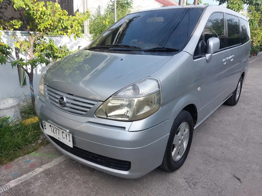 Nissan Serena 2004 Bensin