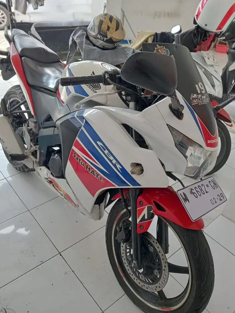 Motor CBR 150RE 5IN MT