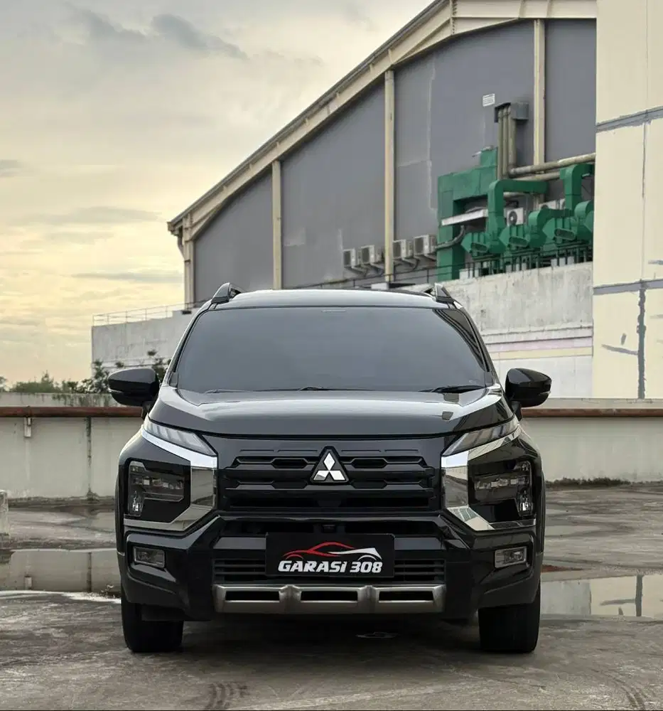 Mitsubishi New Xpander Cross Premium 1.5L AT