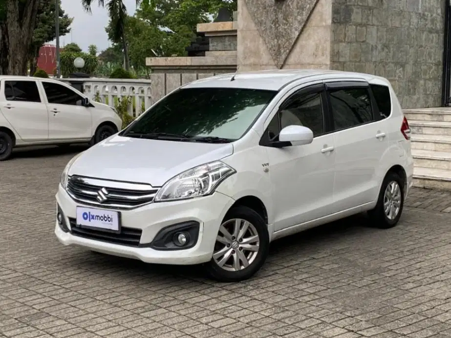 DP Ringan Suzuki Ertiga 1.4 GL Bensin-AT 2016 Putih LYO