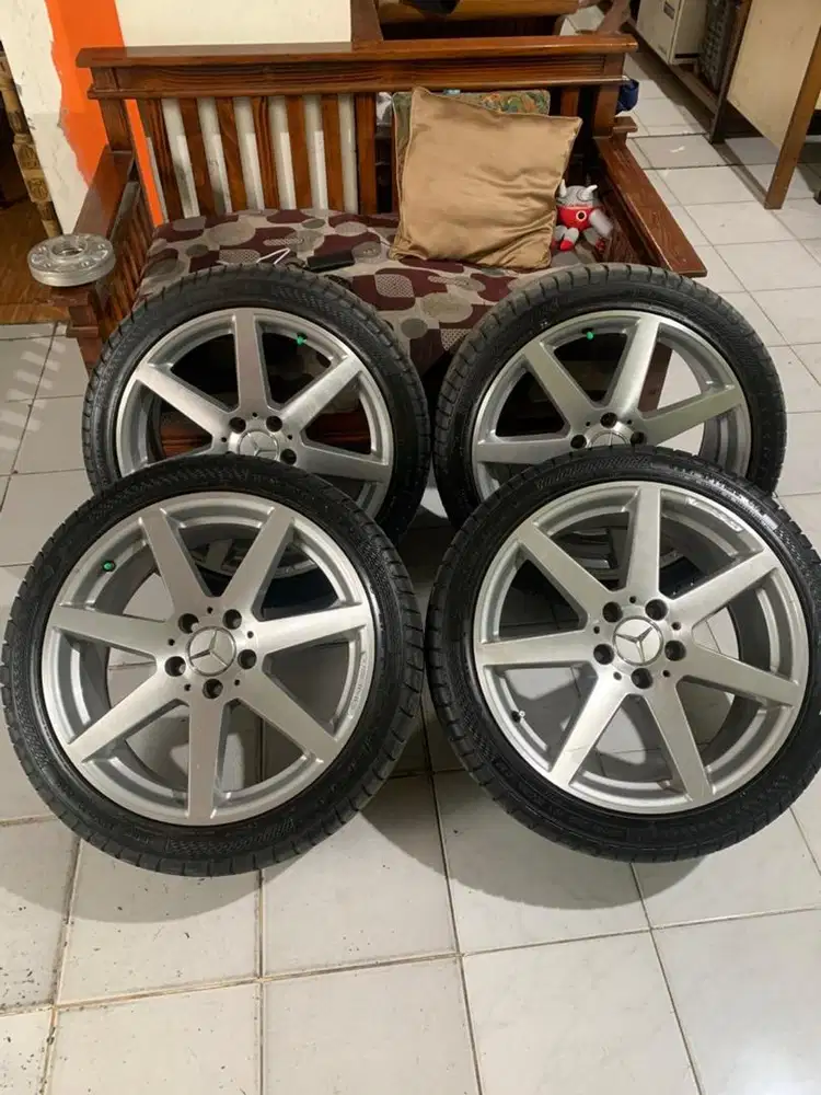 FOR SALE AMG 7Spoke OEM C205 W204 Coupe R18