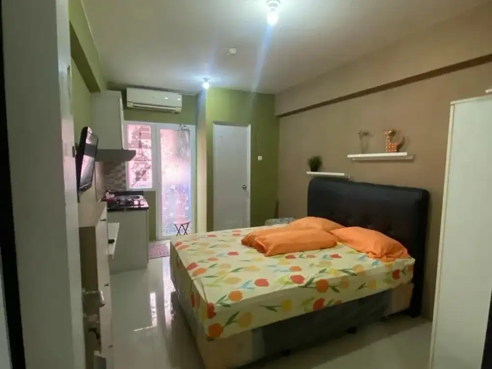 Green Pramuka City apartment unit sstudio full furnished bagus dan murah
