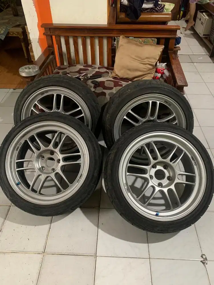 FOR SALE Enkei RPF 1 R18 Lebar 8,5 ET 40 PCD cm 5x114