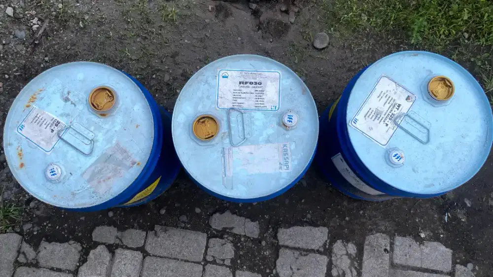 Drum bekas pewangi pakaian