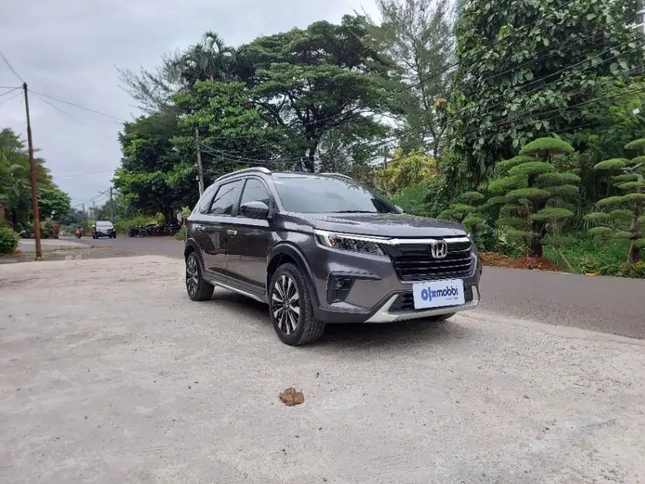 TDP 10JT Honda BR-V 1.5 Prestige Bensin-AT Abu 2022