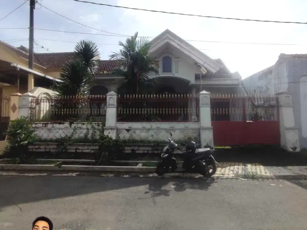 DIJUAL RUMAH CANTIK SIAP HUNI DEKAT RS BINA SEHAT DAN GOR KALIWATES