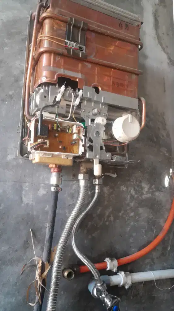 Jasa servis waterhiter