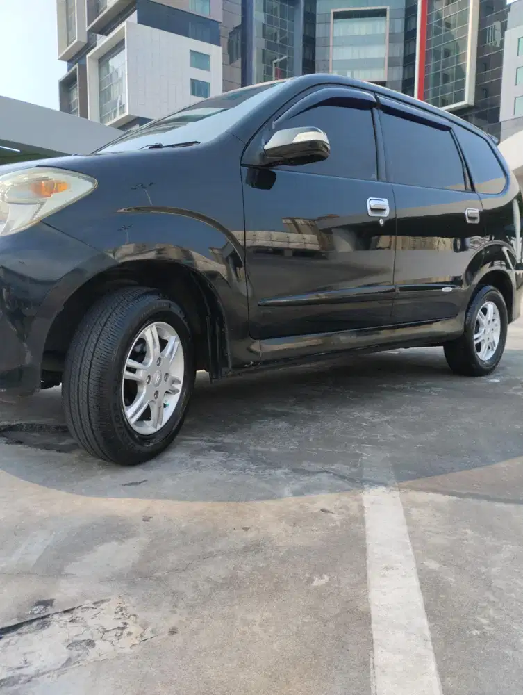 Daihatsu Xenia 2010 Bensin