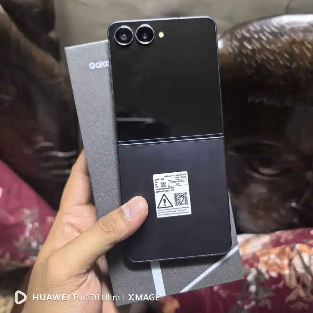 Samsung Z Flip 5 12/256GB Jet Black Like New