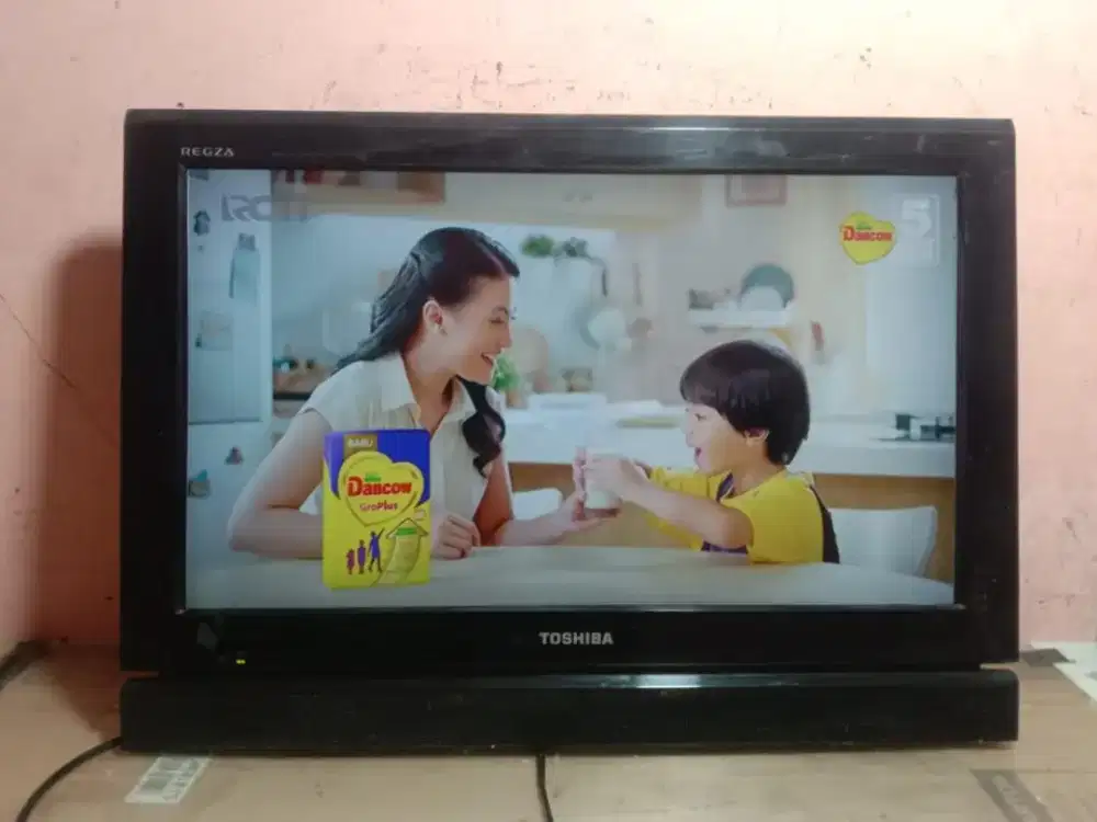 TV LCD TOSHIBA Ukuran 24inc Analog