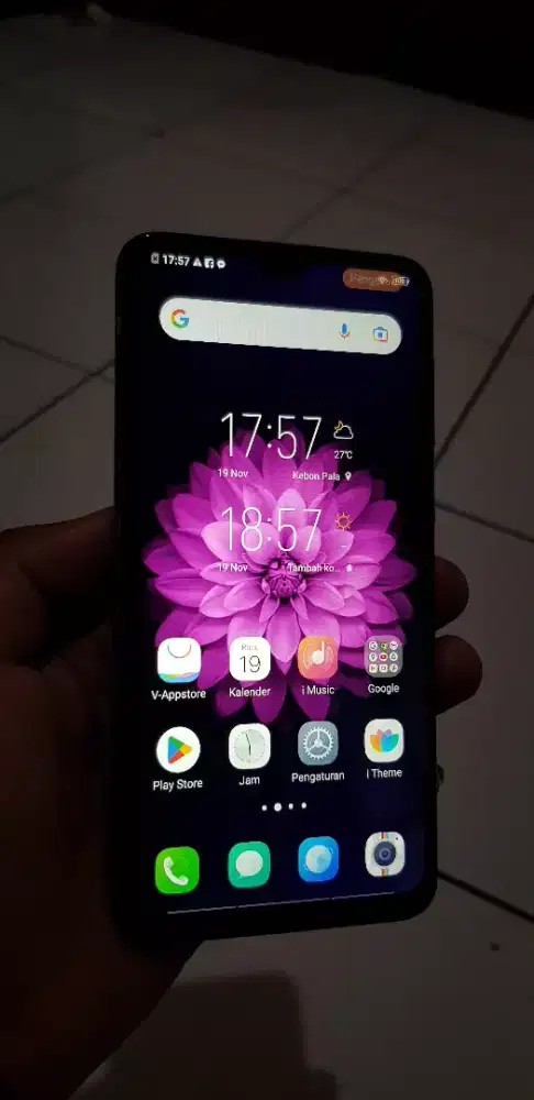 Vivo v11 ram 4/64 lok jaktim